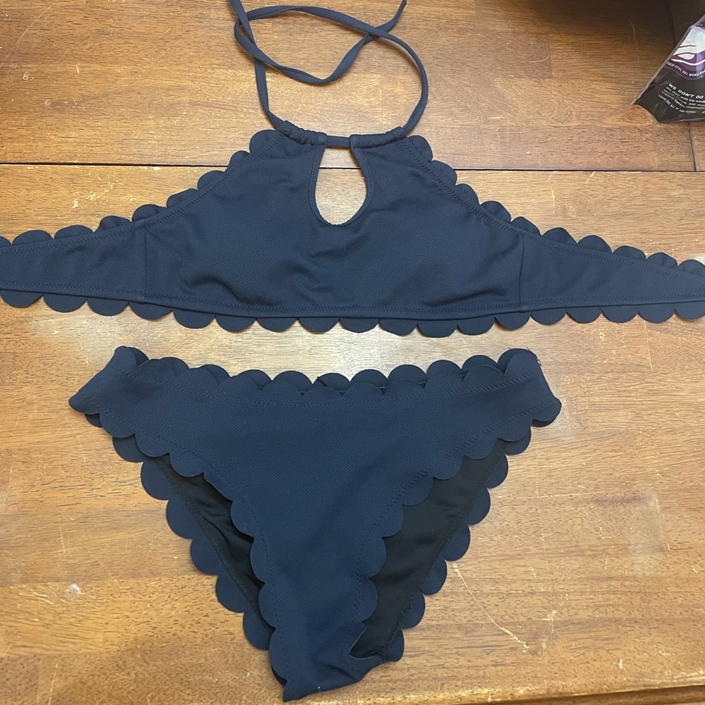 Bathing suit top & bottoms